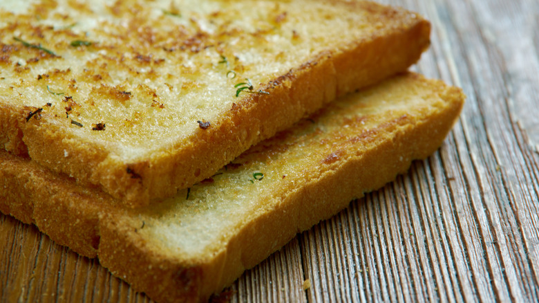 toasted garlic bread