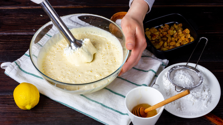 blending batter with immersion blender