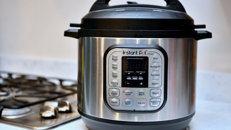 Silver and black Instant Pot 