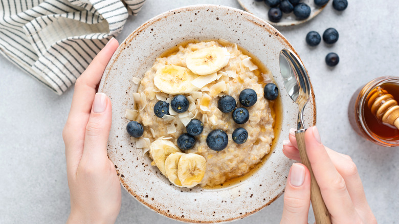 Oatmeal with fruit