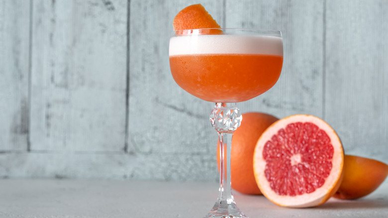 Grapefruit cocktail with egg whites