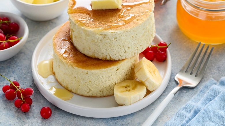 Japanese soufflé pancakes on plate