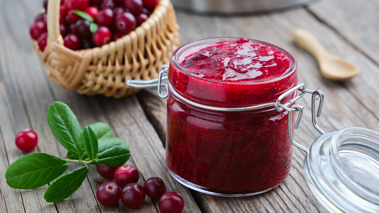 cranberry sauce 