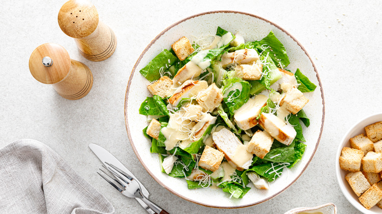 Caesar salad with grilled chicken