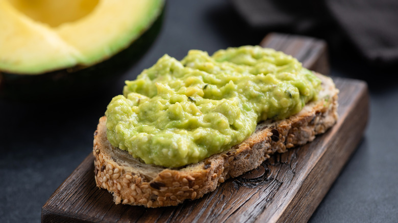 avocado toast plain