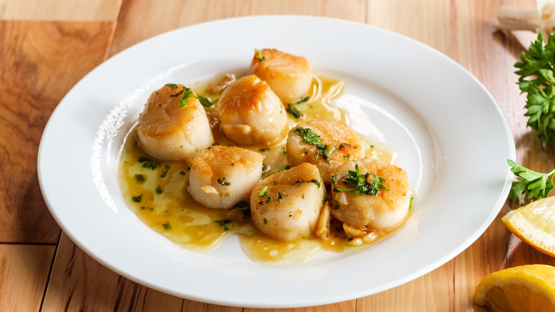 Plated scallops