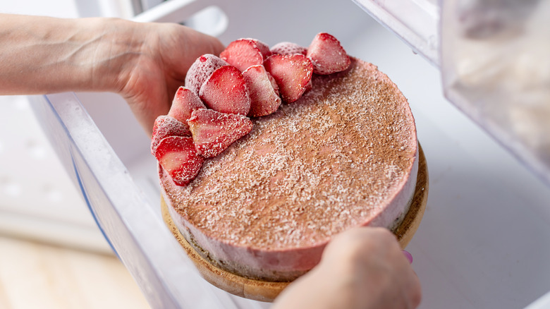 Frozen strawberry cake