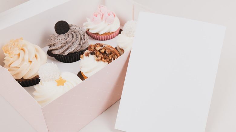 Cupcakes in box