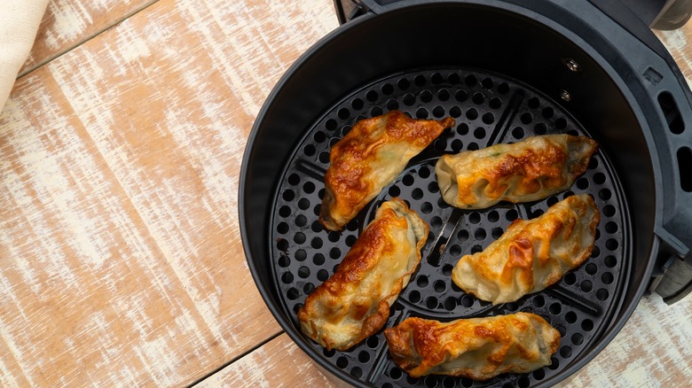 5 Asian dumplings in air fryer