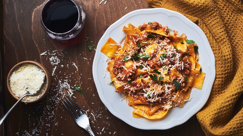 Pasta with bolognese sauce