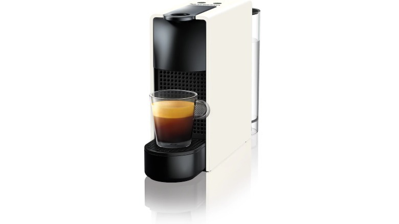 Nespresso Essenza Mini machine