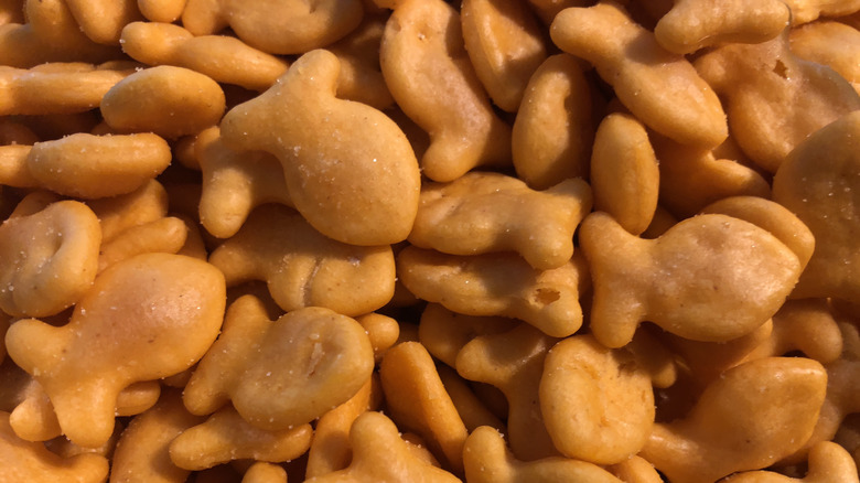 A bunch of Goldfish crackers piled together