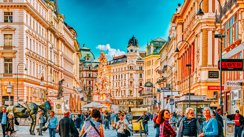 Busy streets in Vienna