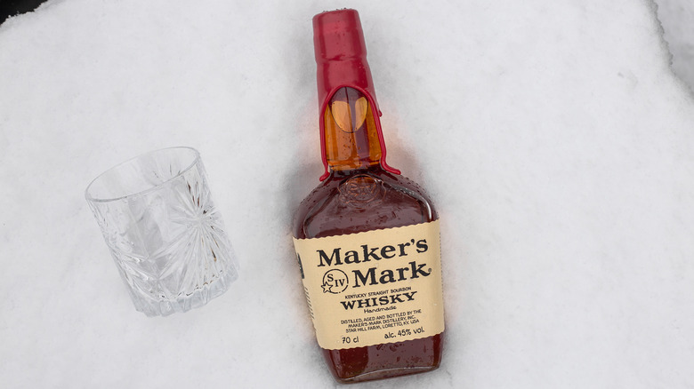 Maker's Mark bottle tumbler glass snow