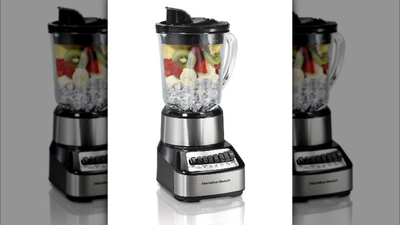 Hamilton Beach blender with silver