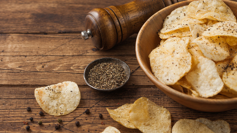 Kettle potato chips with cracked black pepper