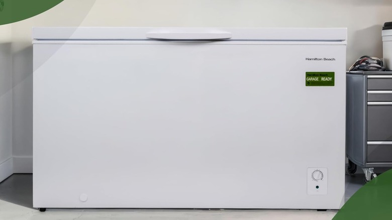 Hamilton Beach 14 cubic feet chest freezer in a garage