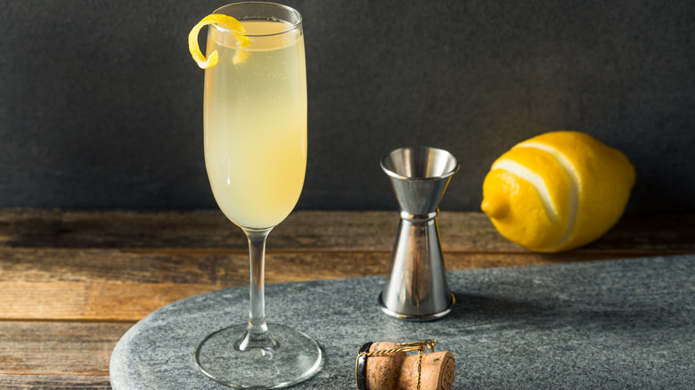 French 75 cocktail