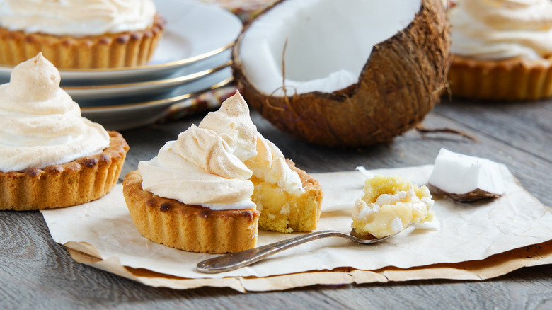 coconut tarts