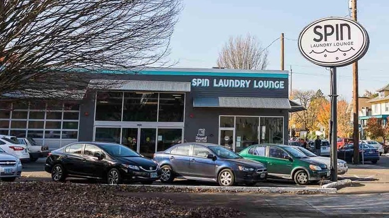 Spin Laundry Lounge Portland Oregon