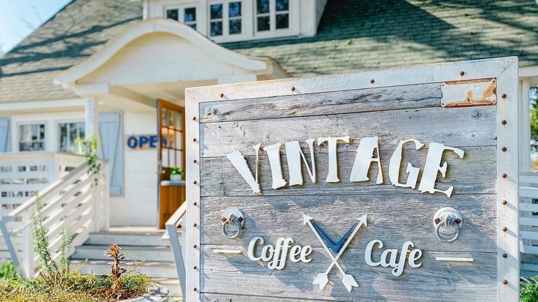 Vintage Coffee Café exterior