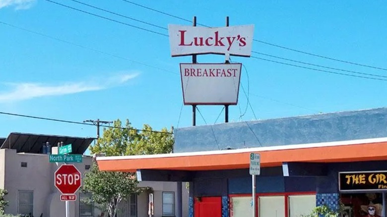 Lucky's