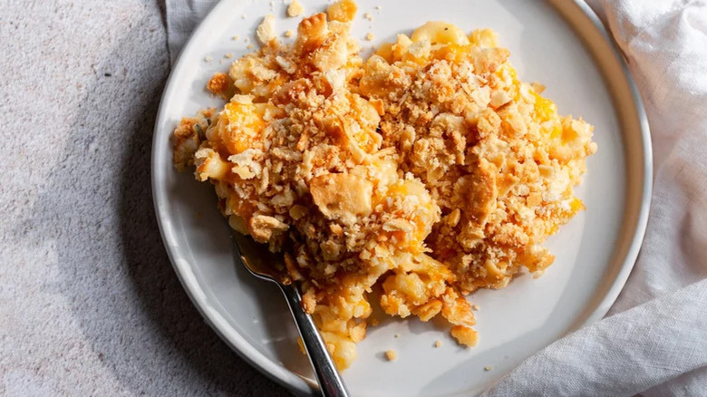 mac and cheese with topping