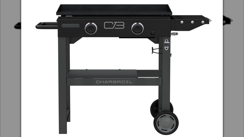 Free-standing Charbroil 28 Inch Performance Series Propane Gas Griddle