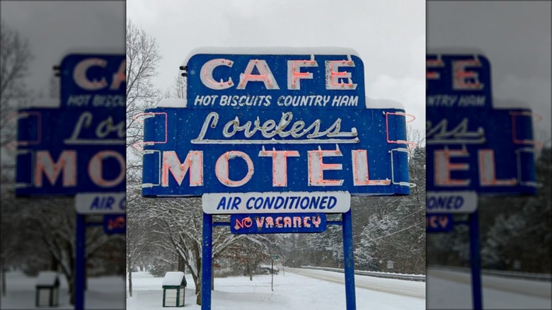 Tennessee Loveless Cafe and Motel sign in snowy weather