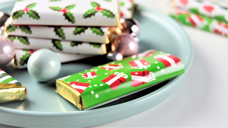 Holiday chocolate bars