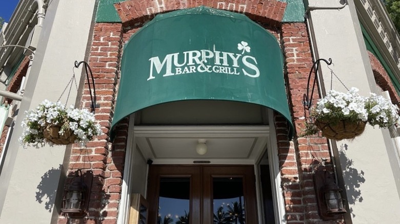 Front of Murphy's