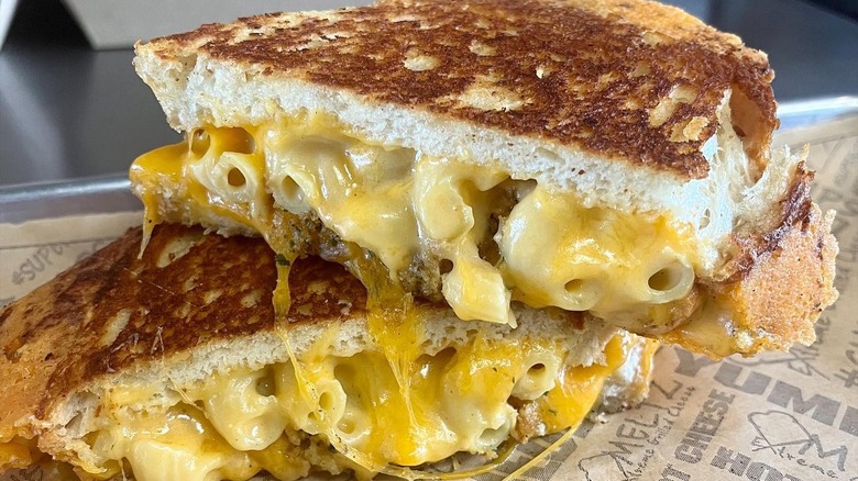 Mac and cheese sandwich