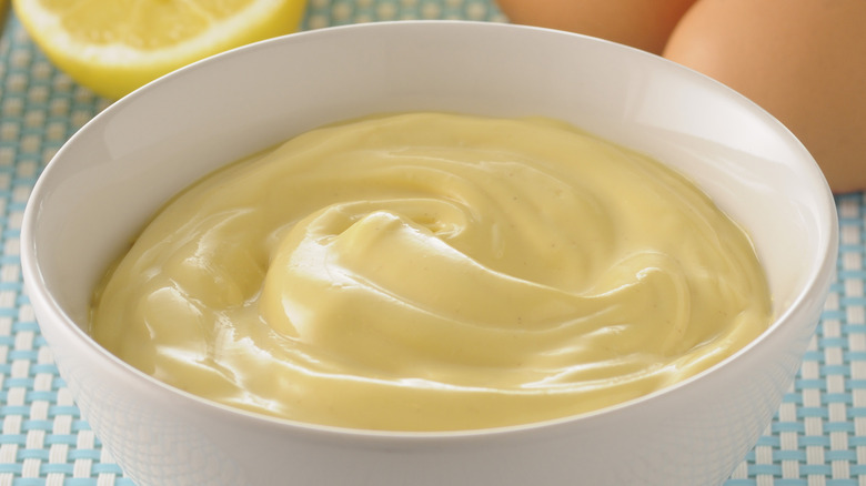 Bowl of mayonnaise on counter 