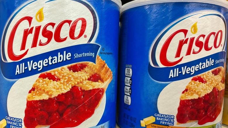 Crisco shortening cans