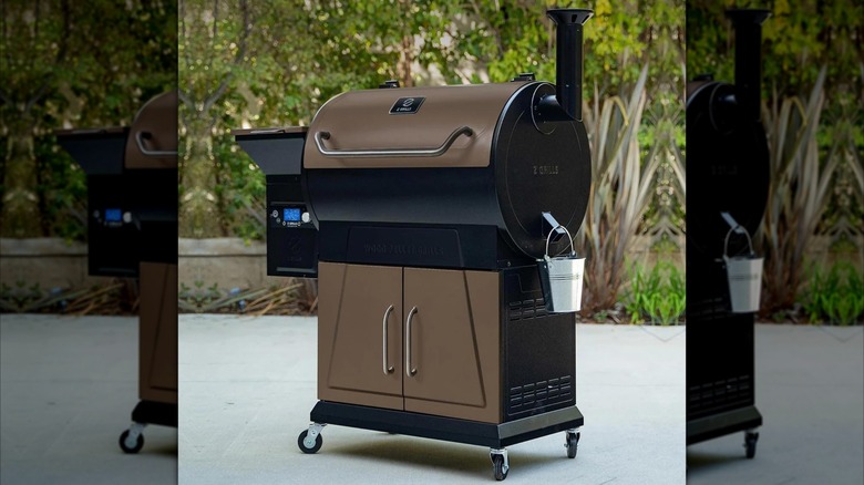 Z Grills Pellet Grill Smoker 700D6 sitting outside