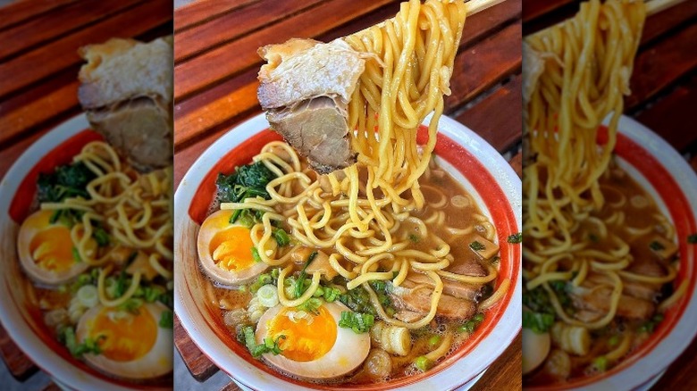 Pork ramen noodle pull