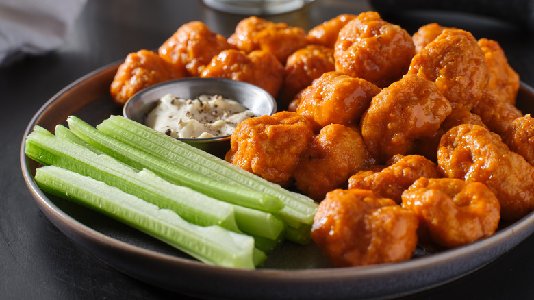 boneless buffalo chicken wings