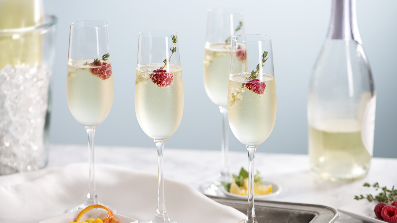 The Best Sparkling Wines To Use In Your Champagne Cocktails, According ...