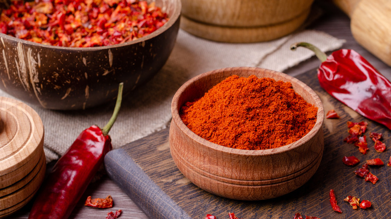 bowl of chili powder