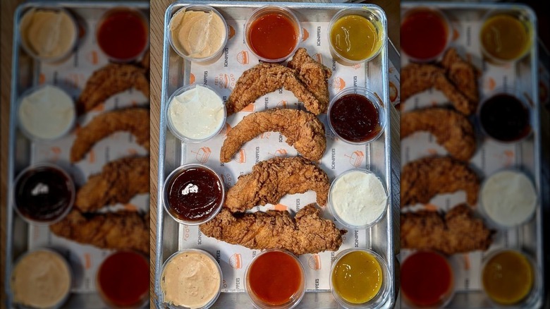 Chicken fingers sauce cups