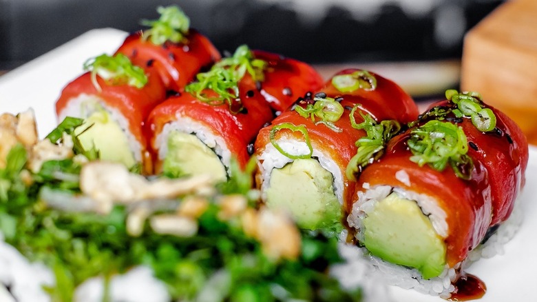 Tuna and avocado roll