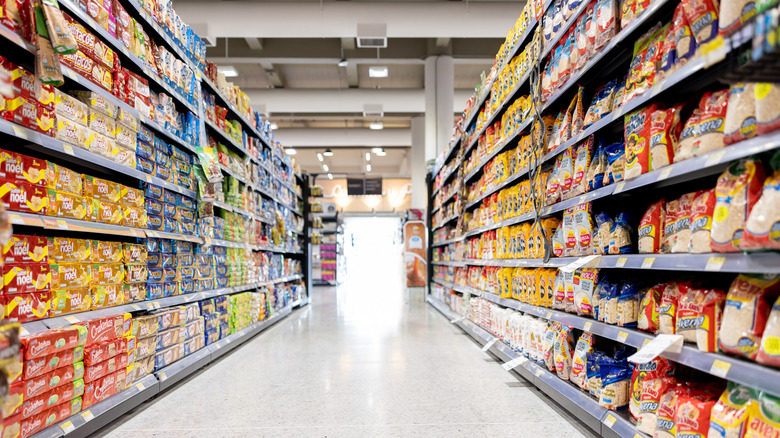 grocery store aisle