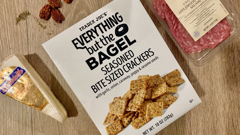 Everything but the Bagel Crackers