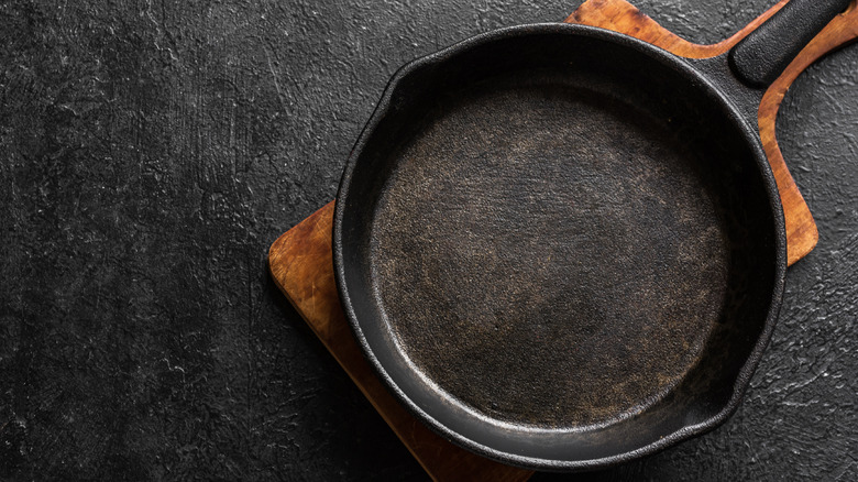 empty cast iron skillet