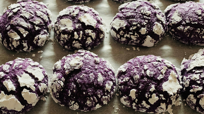 powdered ube crinkle cookies