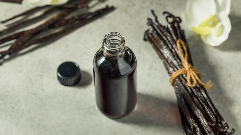 homemade vanilla extract