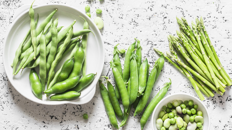 Asparagus and green beans