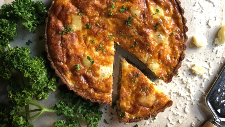 breakfast quiche with parsley and cheese