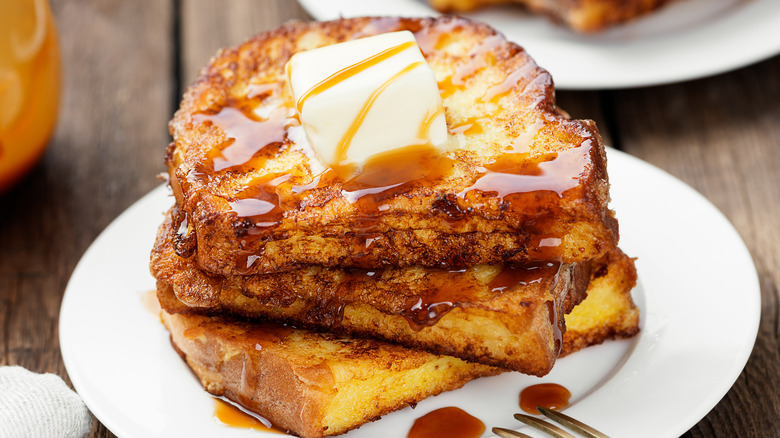 French toast with butter 