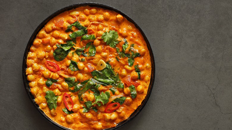 Spinach in chickpea stew